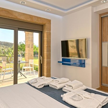 Larimar Luxury Sea View Villa Kíssamos Zewnętrze zdjęcie