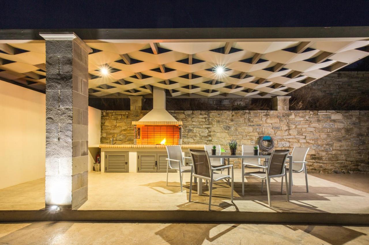 Larimar Luxury Sea View Villa Kíssamos Zewnętrze zdjęcie