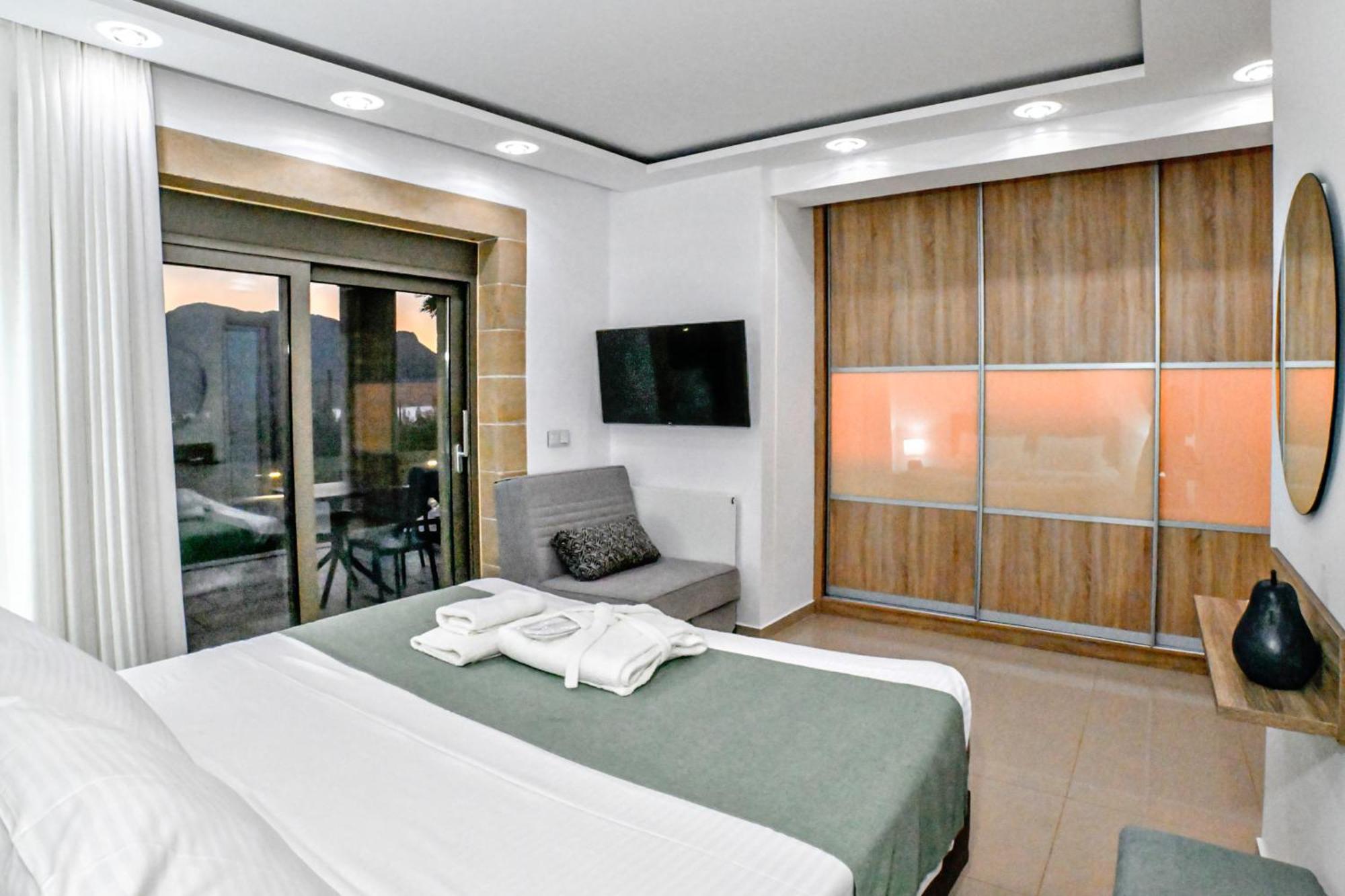 Larimar Luxury Sea View Villa Kíssamos Zewnętrze zdjęcie